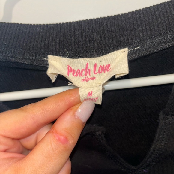 Women’s boutique cropped black GAME DAY sweatshirt size medium - Picture 2 of 3